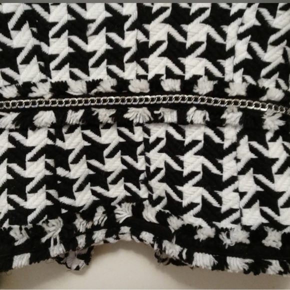 FASHION NOVA Houndstooth Chain Jacket - Picture 8 of 16